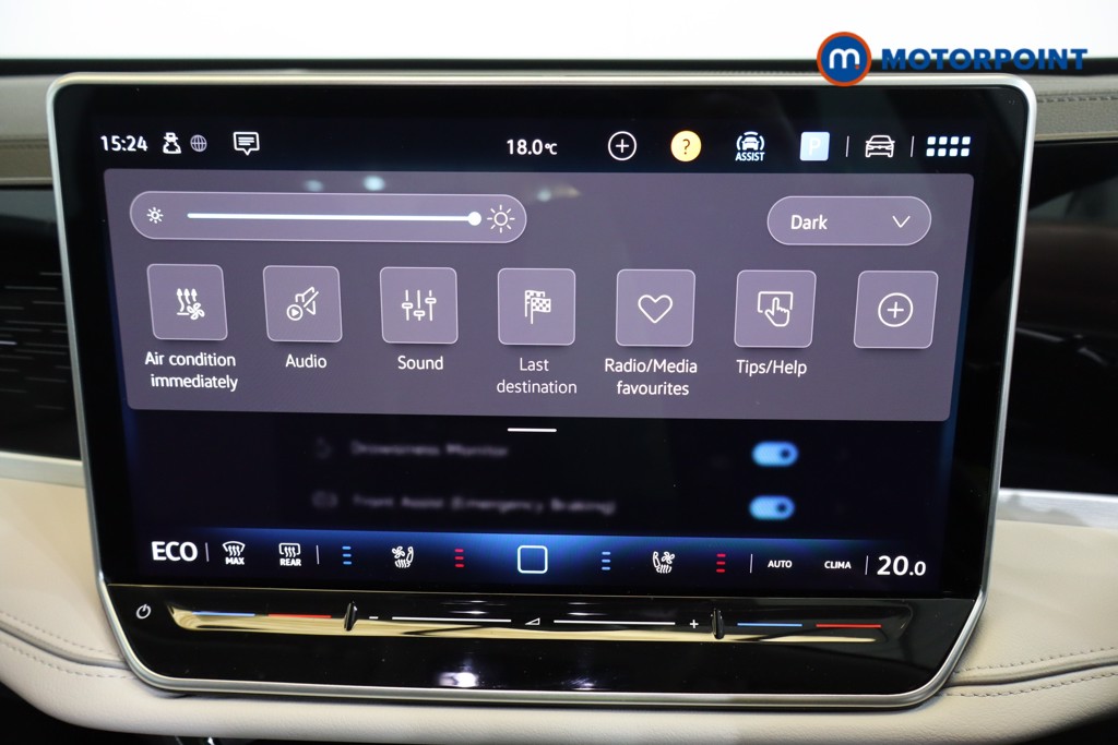 Volkswagen Passat Life Automatic Petrol Plug-In Hybrid Estate - Stock Number (1573305) - 11th supplementary image