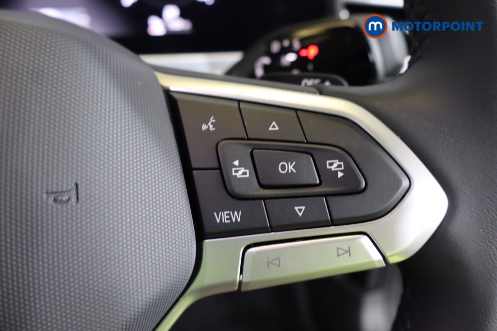 Volkswagen Passat Life Automatic Petrol Plug-In Hybrid Estate - Stock Number (1573305) - 16th supplementary image