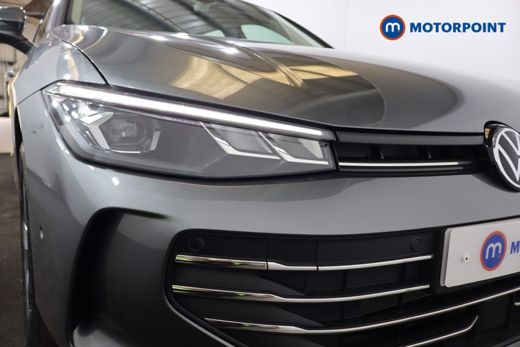 Volkswagen Passat Life Automatic Petrol Plug-In Hybrid Estate - Stock Number (1573305) - 33rd supplementary image