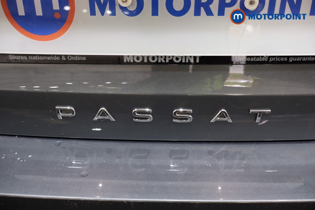 Volkswagen Passat Life Automatic Petrol Plug-In Hybrid Estate - Stock Number (1573305) - 36th supplementary image