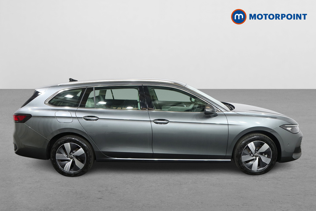 Volkswagen Passat Life Automatic Petrol Plug-In Hybrid Estate - Stock Number (1573305) - Drivers side