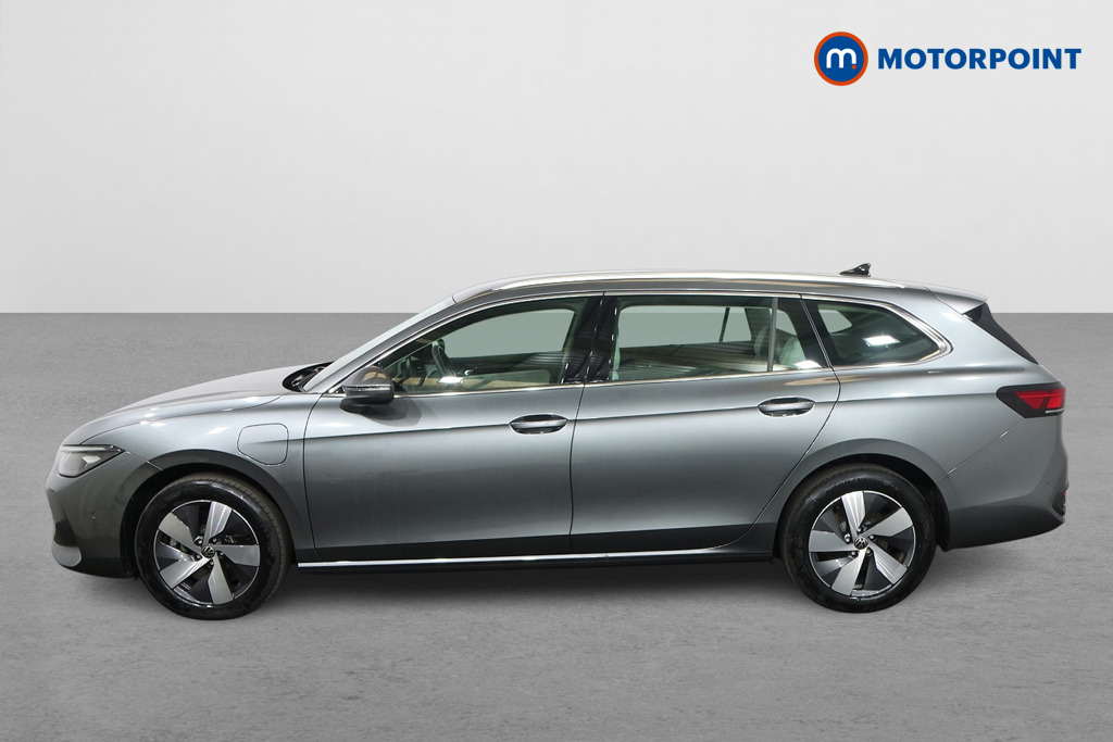 Volkswagen Passat Life Automatic Petrol Plug-In Hybrid Estate - Stock Number (1573305) - Passenger side
