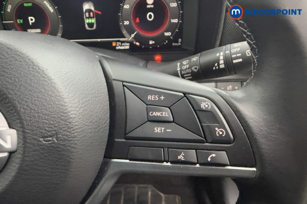 Nissan Juke N-Connecta Automatic Petrol-Electric Hybrid SUV - Stock Number (1573979) - 4th supplementary image