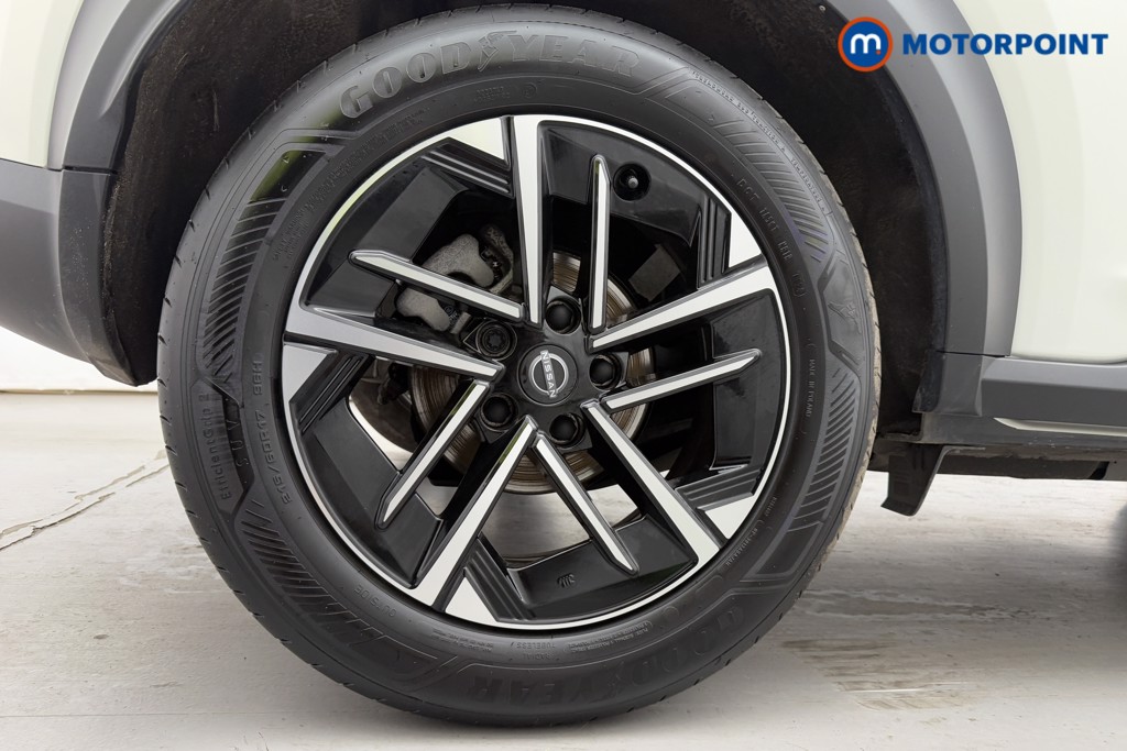 Nissan Juke N-Connecta Automatic Petrol-Electric Hybrid SUV - Stock Number (1573979) - 31st supplementary image