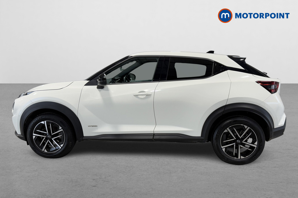Nissan Juke N-Connecta Automatic Petrol-Electric Hybrid SUV - Stock Number (1573979) - Passenger side