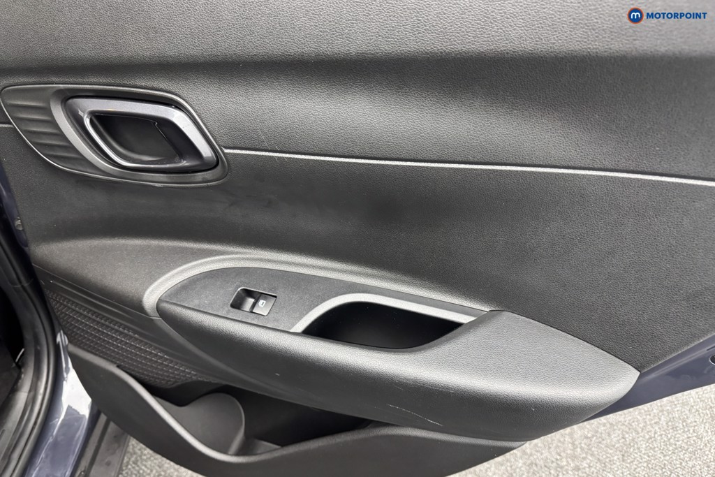 Hyundai Bayon Premium Automatic Petrol SUV - Stock Number (1574589) - 23rd supplementary image