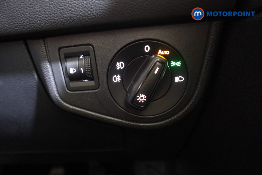 Volkswagen Taigo R-Line Automatic Petrol SUV - Stock Number (1574628) - 7th supplementary image