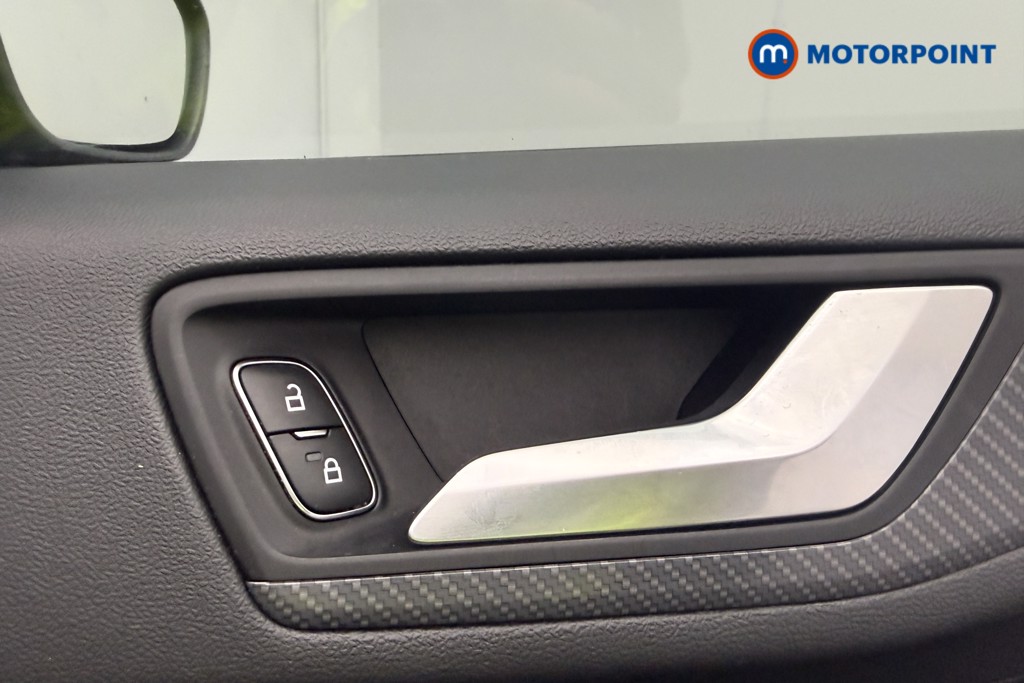 Ford Focus St-Line X Manual Diesel Hatchback - Stock Number (1574716) - 18th supplementary image