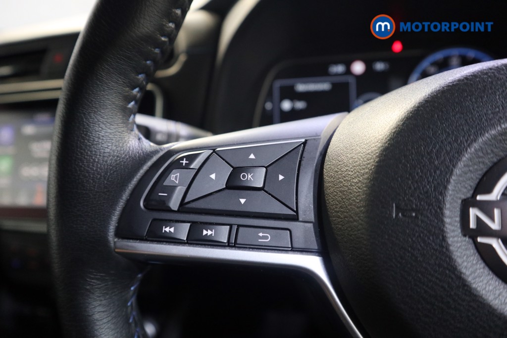 Nissan Leaf N-Connecta Automatic Electric Hatchback - Stock Number (1576254) - 4th supplementary image