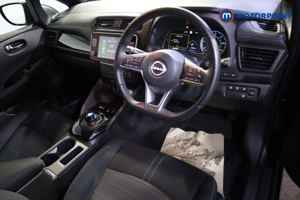 Nissan Leaf N-Connecta Automatic Electric Hatchback - Stock Number (1576254) - 1st supplementary image
