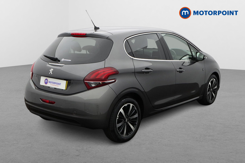 Peugeot 208 Tech Edition Manual Petrol Hatchback - Stock Number (1576515) - Drivers side rear corner