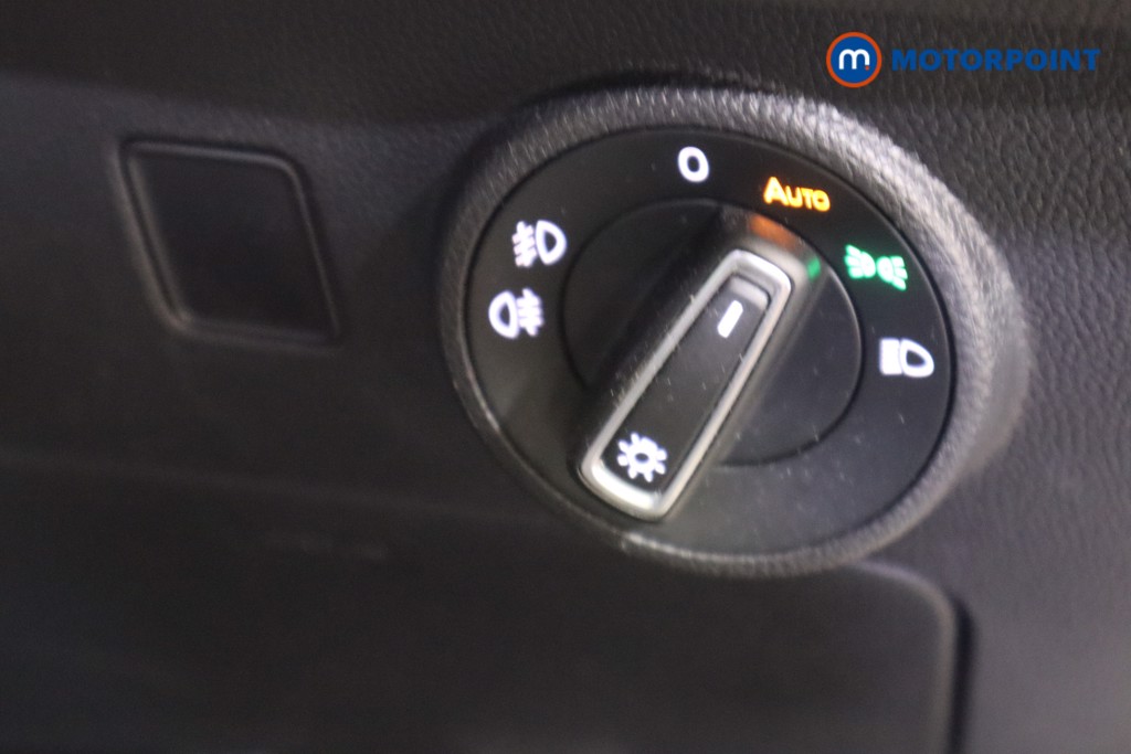 Seat Ateca FR Automatic Petrol SUV - Stock Number (1576988) - 16th supplementary image