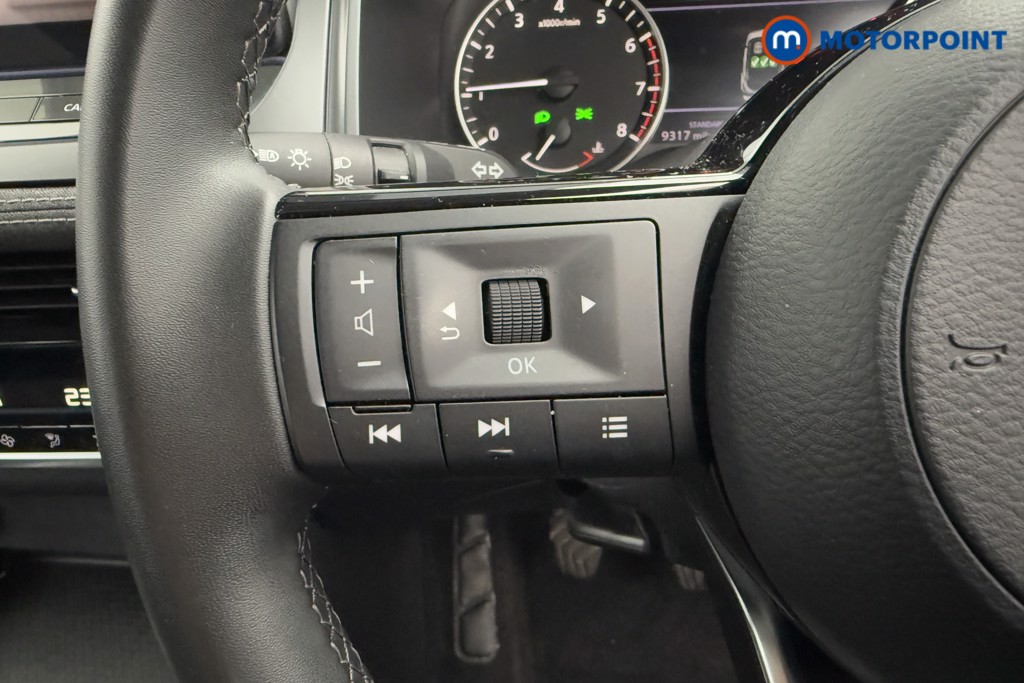 Nissan Qashqai Acenta Premium Manual Petrol SUV - Stock Number (1578752) - 4th supplementary image