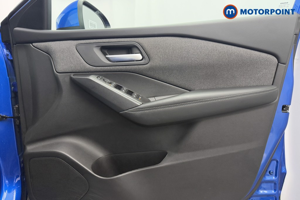 Nissan Qashqai Acenta Premium Manual Petrol SUV - Stock Number (1578752) - 17th supplementary image