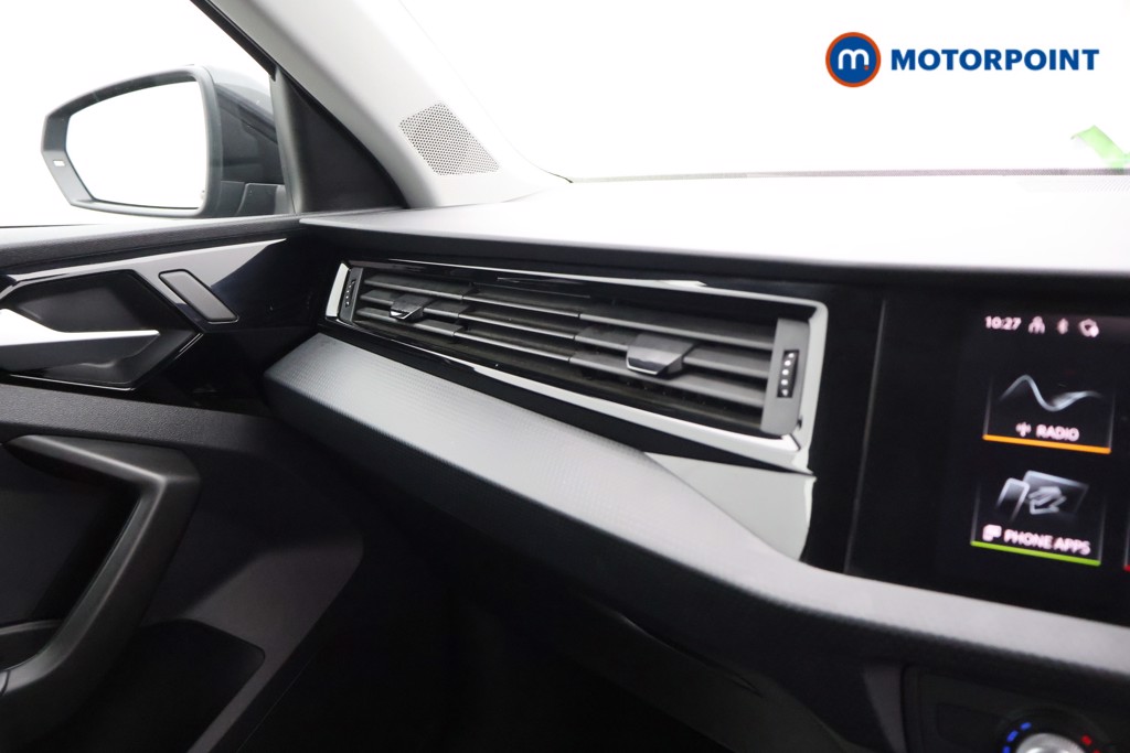 Audi A1 Technik Manual Petrol Hatchback - Stock Number (1579001) - 7th supplementary image