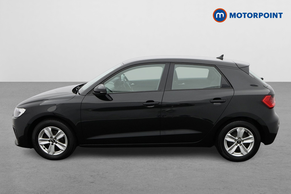 Audi A1 Technik Manual Petrol Hatchback - Stock Number (1579001) - Passenger side