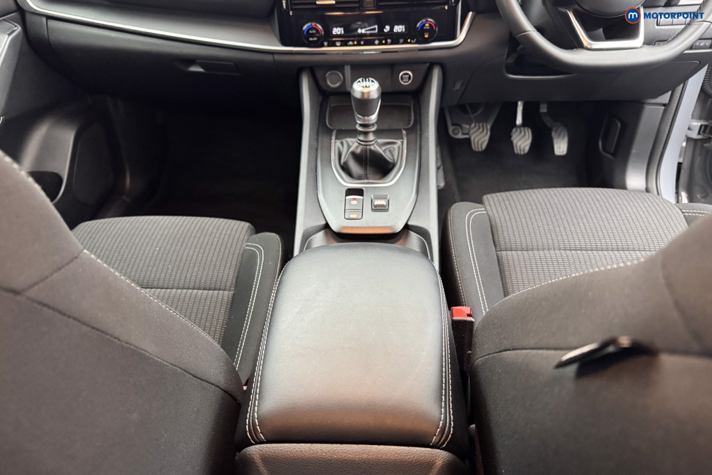 Nissan Qashqai Acenta Premium Manual Petrol SUV - Stock Number (1579828) - 11th supplementary image