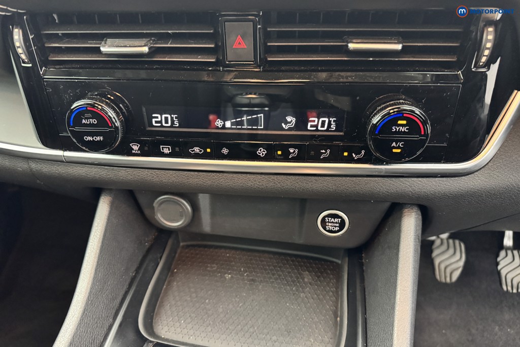 Nissan Qashqai Acenta Premium Manual Petrol SUV - Stock Number (1579828) - 17th supplementary image