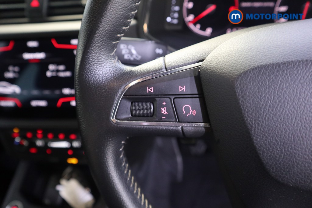Seat Ibiza Xcellence Lux Manual Petrol Hatchback - Stock Number (1580450) - 5th supplementary image