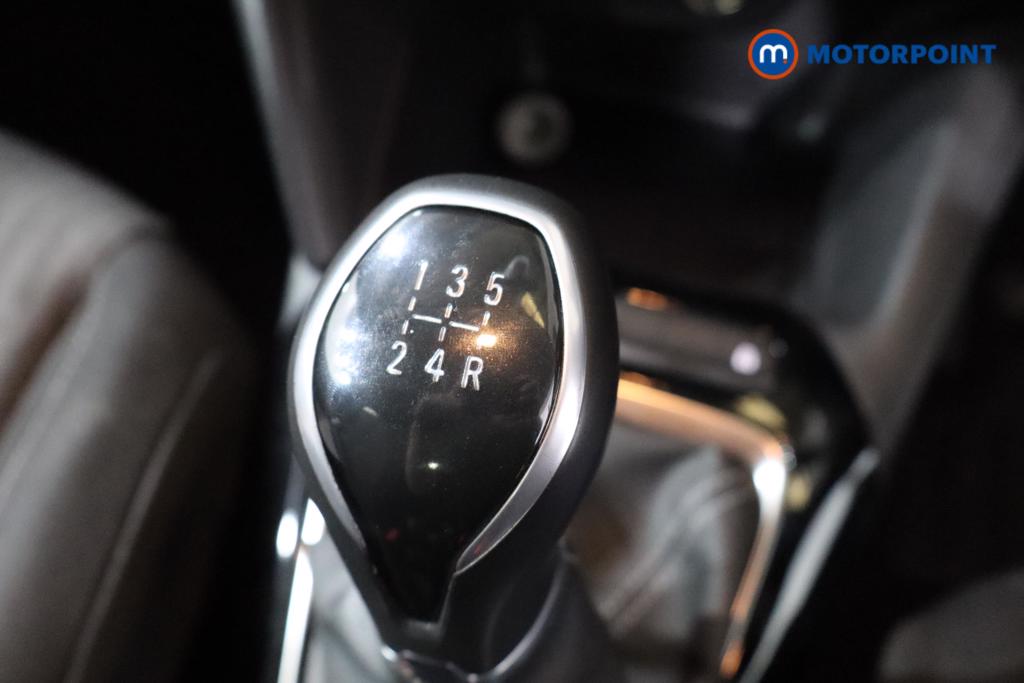 Vauxhall Corsa SE Manual Petrol Hatchback - Stock Number (1580565) - 4th supplementary image