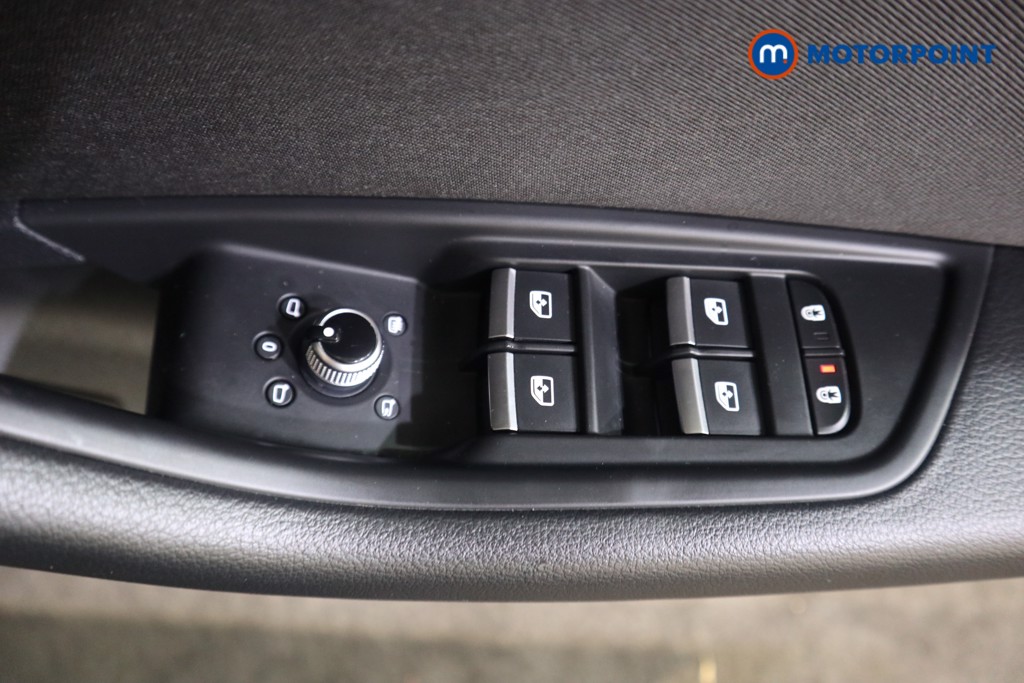 Audi A4 Technik Automatic Petrol Saloon - Stock Number (1580889) - 8th supplementary image