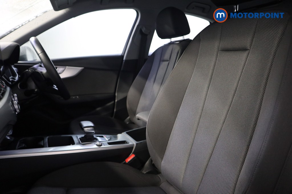 Audi A4 Technik Automatic Petrol Saloon - Stock Number (1580889) - 10th supplementary image