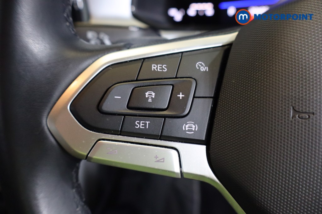 Volkswagen T-Roc Life Automatic Petrol SUV - Stock Number (1581539) - 12th supplementary image