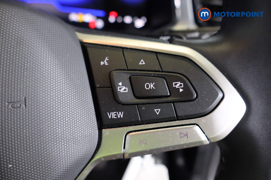 Volkswagen T-Roc Life Automatic Petrol SUV - Stock Number (1581539) - 13th supplementary image
