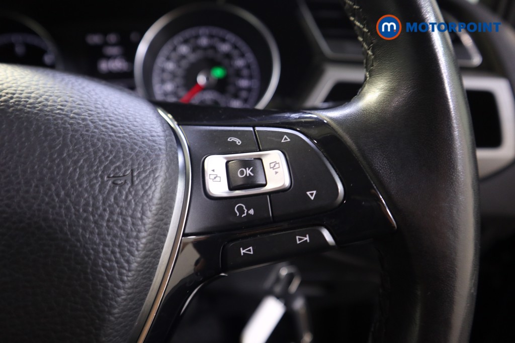 Volkswagen Touran Se Family Automatic Diesel People Carrier - Stock Number (1581761) - 5th supplementary image