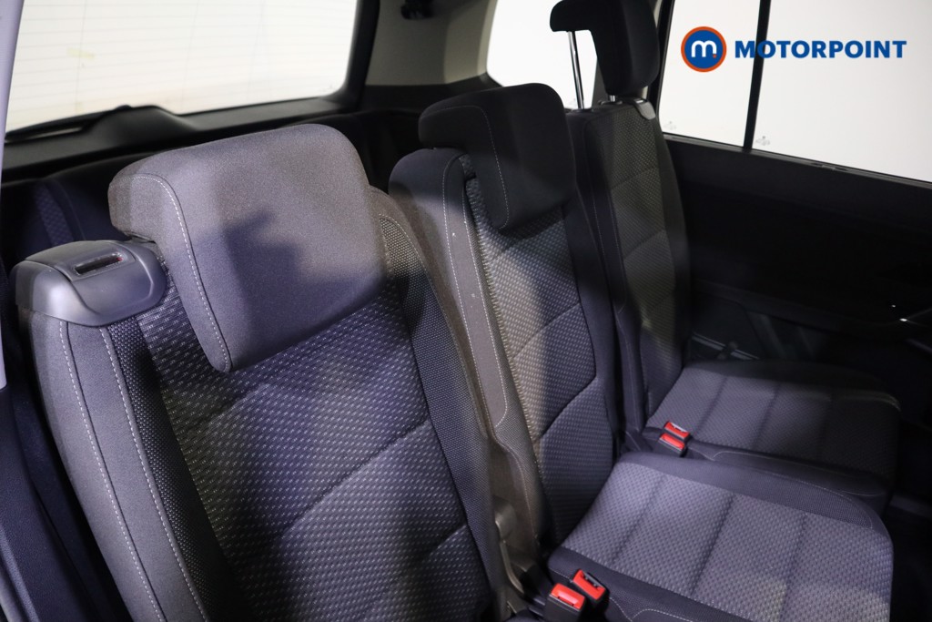 Volkswagen Touran Se Family Automatic Diesel People Carrier - Stock Number (1581761) - 12th supplementary image