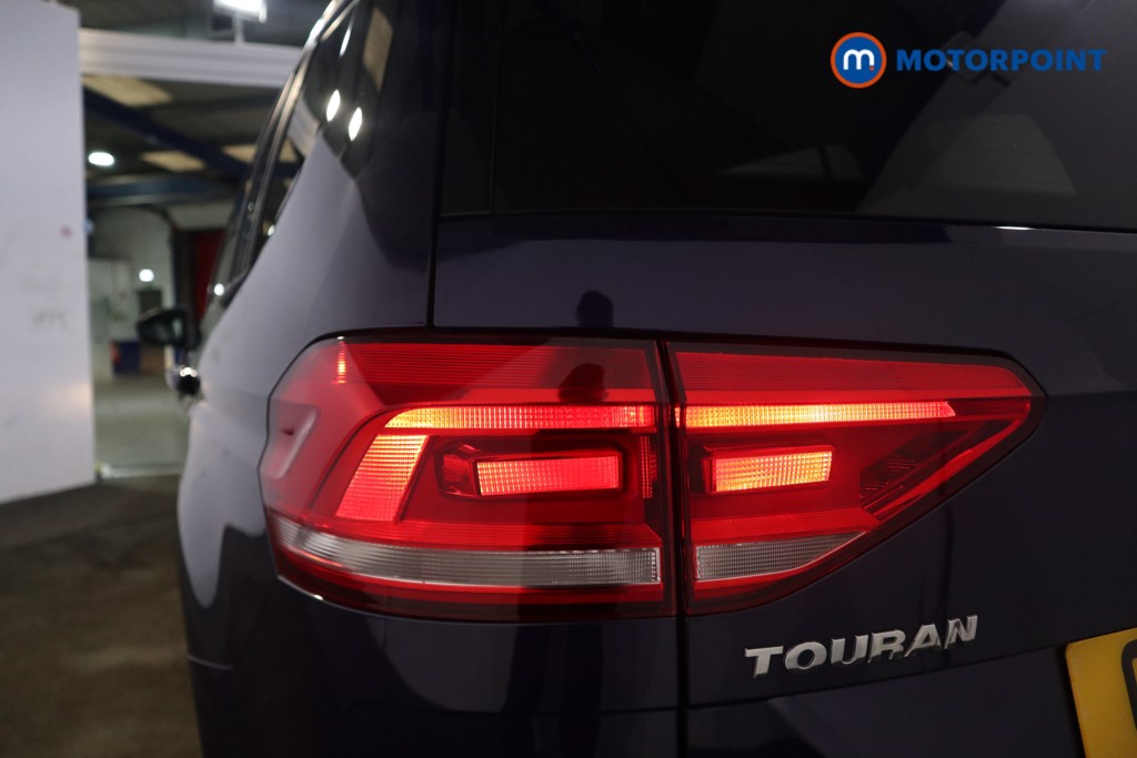 Volkswagen Touran Se Family Automatic Diesel People Carrier - Stock Number (1581761) - 19th supplementary image