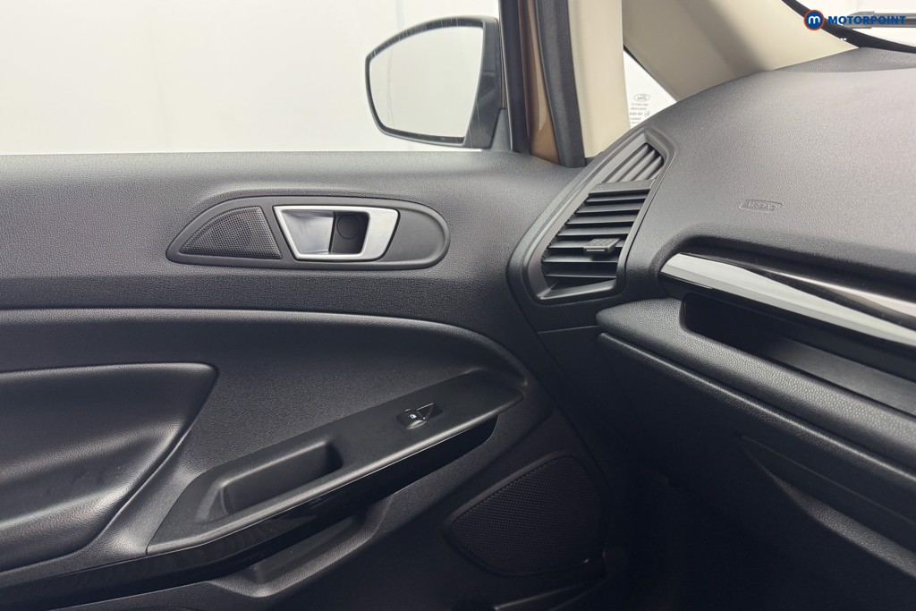 Ford Ecosport Titanium Manual Petrol SUV - Stock Number (1581815) - 19th supplementary image