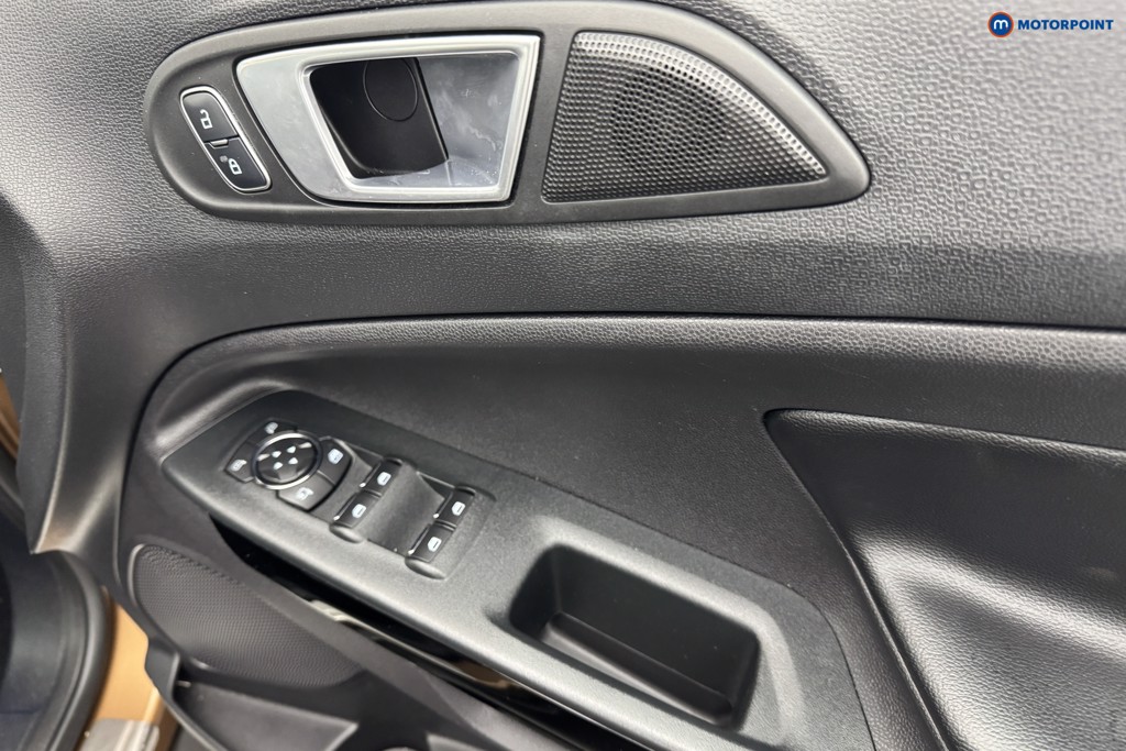 Ford Ecosport Titanium Manual Petrol SUV - Stock Number (1581815) - 24th supplementary image