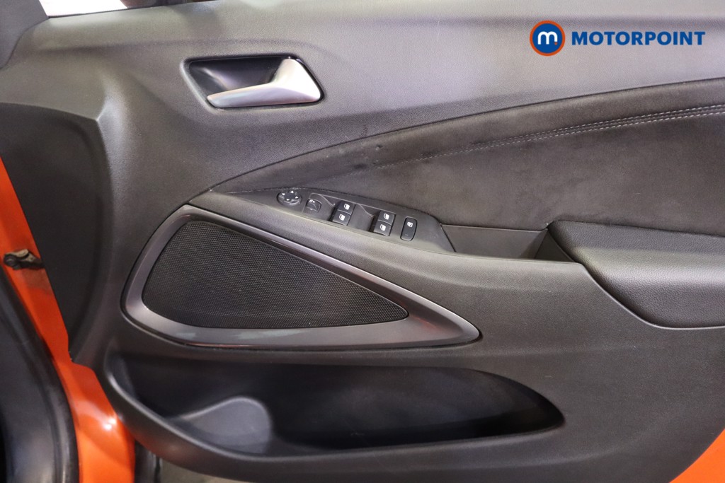 Vauxhall Crossland Ultimate Manual Petrol SUV - Stock Number (1582114) - 9th supplementary image
