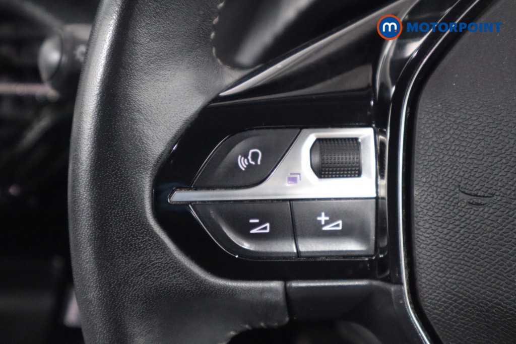 Peugeot 2008 Allure Premium Manual Diesel SUV - Stock Number (1582133) - 7th supplementary image