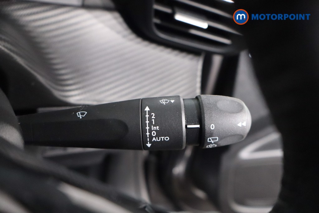 Peugeot 2008 Allure Premium Manual Diesel SUV - Stock Number (1582133) - 18th supplementary image
