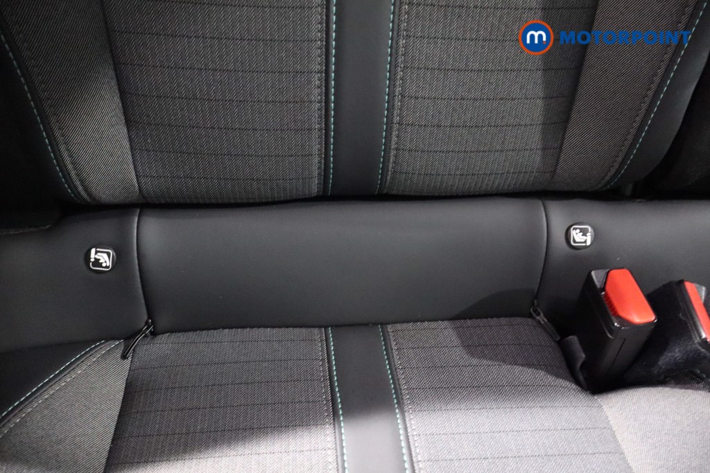 Peugeot 2008 Allure Premium Manual Diesel SUV - Stock Number (1582133) - 23rd supplementary image
