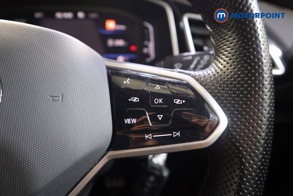 Volkswagen T-Roc R-Line Manual Petrol SUV - Stock Number (1582541) - 5th supplementary image