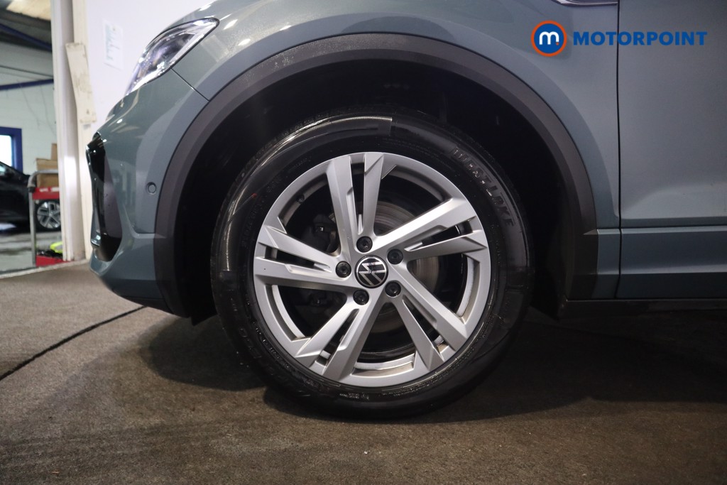 Volkswagen T-Roc R-Line Manual Petrol SUV - Stock Number (1582541) - 17th supplementary image