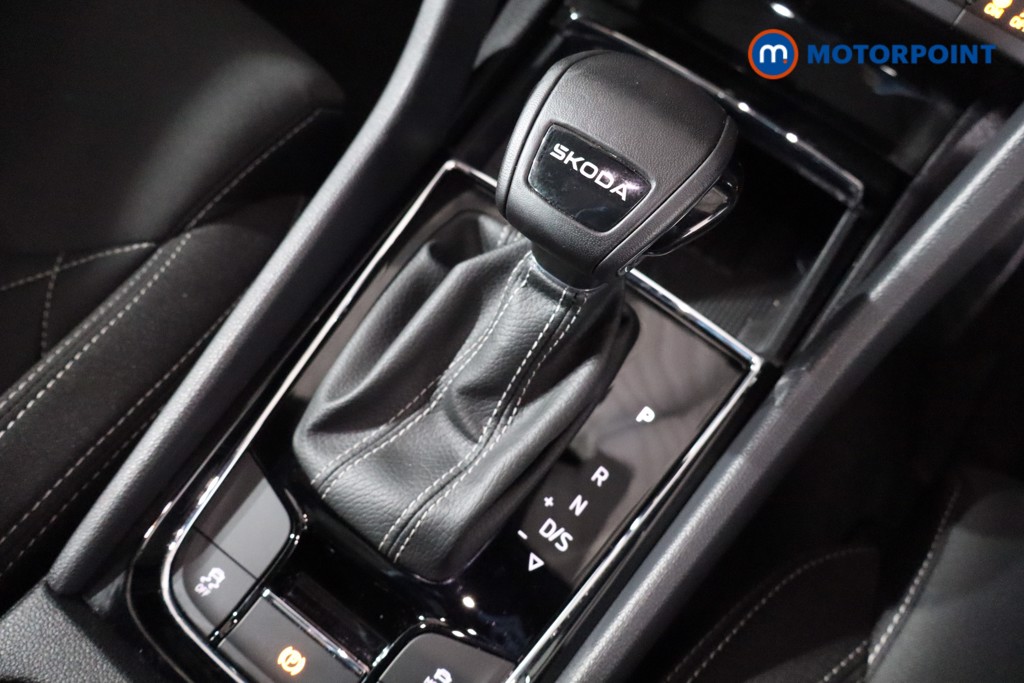 Skoda Karoq Sportline Edition Automatic Petrol SUV - Stock Number (1582571) - 14th supplementary image