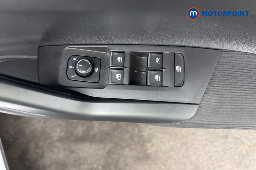 Volkswagen Polo SE Manual Petrol Hatchback - Stock Number (1582892) - 15th supplementary image