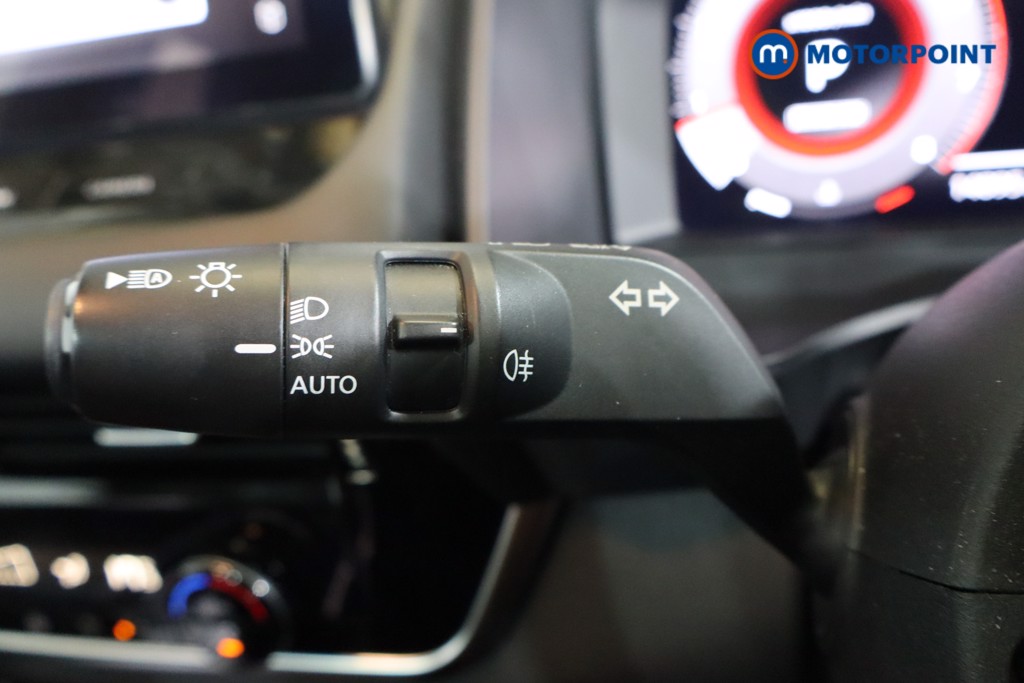Nissan Qashqai N-Connecta Automatic Petrol SUV - Stock Number (1582989) - 20th supplementary image