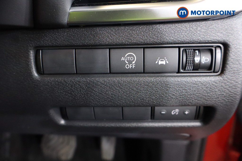 Nissan Qashqai N-Connecta Automatic Petrol SUV - Stock Number (1582989) - 22nd supplementary image