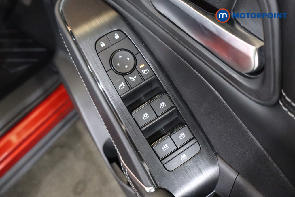 Nissan Qashqai N-Connecta Automatic Petrol SUV - Stock Number (1582989) - 23rd supplementary image