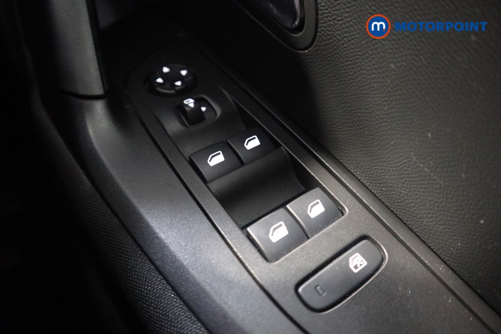 Peugeot 2008 Active Premium-Plus Automatic Electric SUV - Stock Number (1583010) - 6th supplementary image