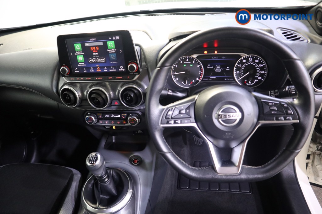 Nissan Juke N-Connecta Manual Petrol SUV - Stock Number (1583269) - 1st supplementary image
