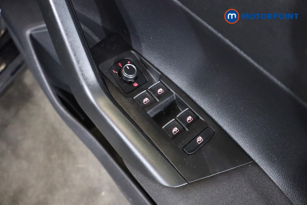 Volkswagen Polo SE Manual Petrol Hatchback - Stock Number (1583580) - 18th supplementary image