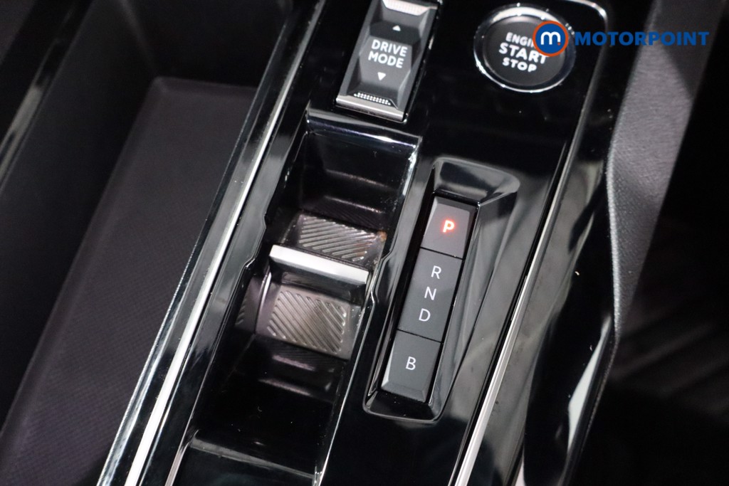 Peugeot 3008 Allure Automatic Petrol Plug-In Hybrid SUV - Stock Number (1583586) - 14th supplementary image