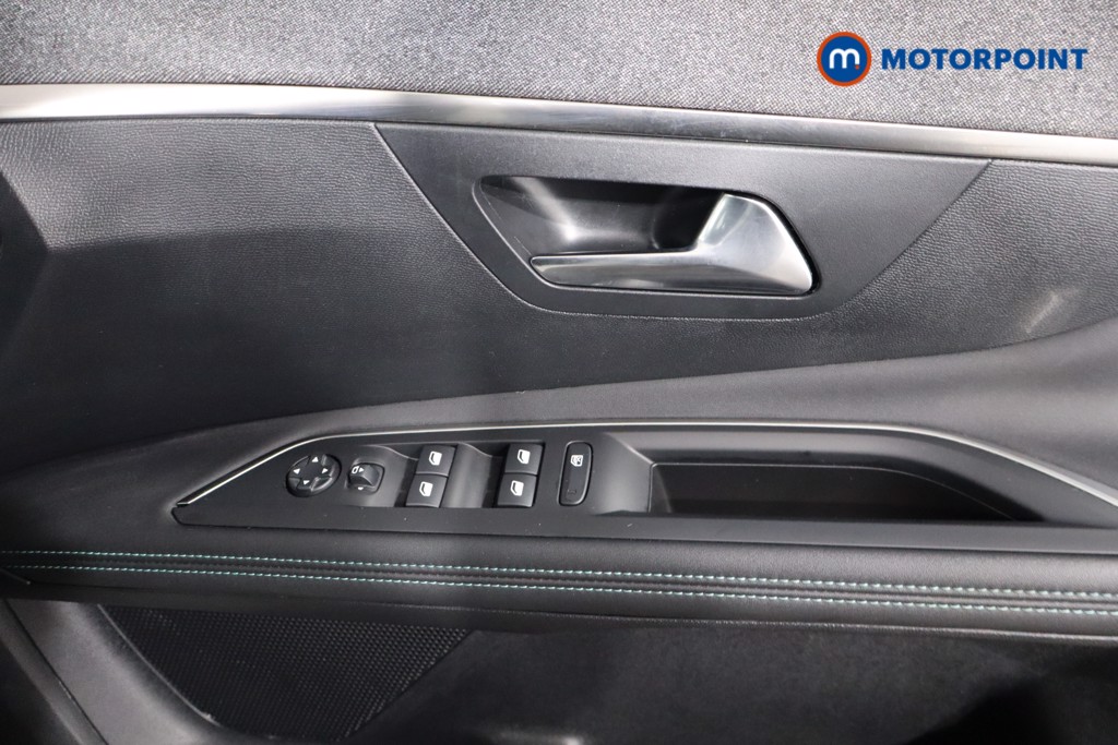 Peugeot 3008 Allure Automatic Petrol Plug-In Hybrid SUV - Stock Number (1583586) - 22nd supplementary image