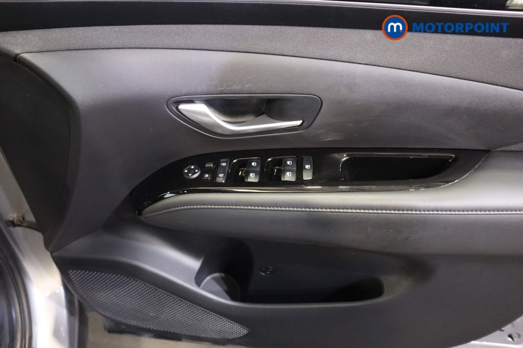 Hyundai Tucson Se Connect Manual Petrol SUV - Stock Number (1583737) - 9th supplementary image